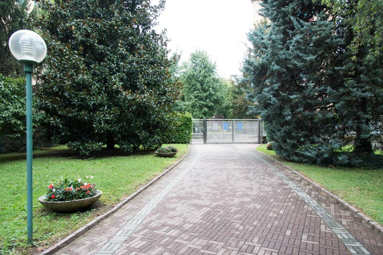 Youhosty - Delle Genziane 7 Apartment Mailand